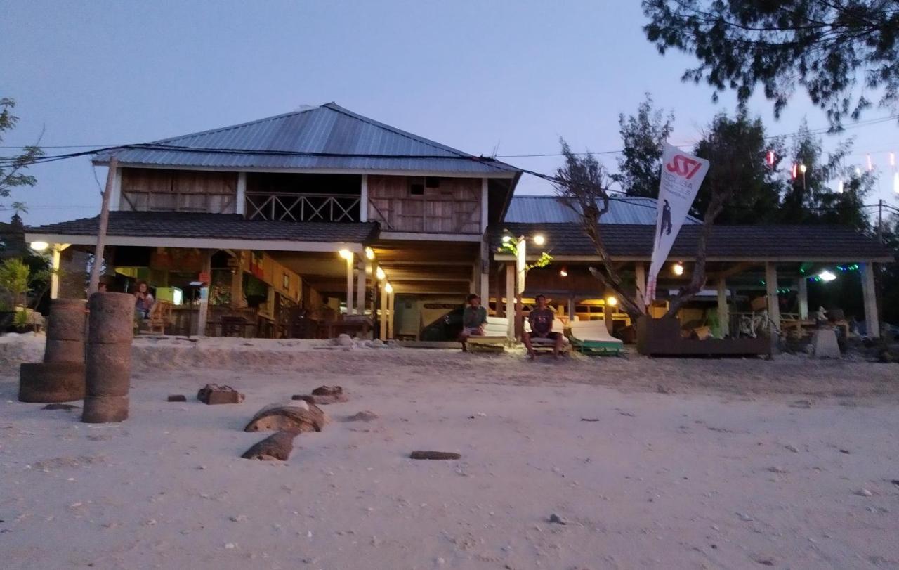 Pondok Windy Quần đảo Gili Ngoại thất bức ảnh